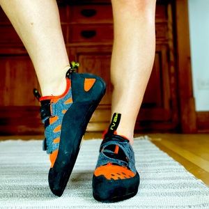 La Sportiva Tarantula Climbing Shoes